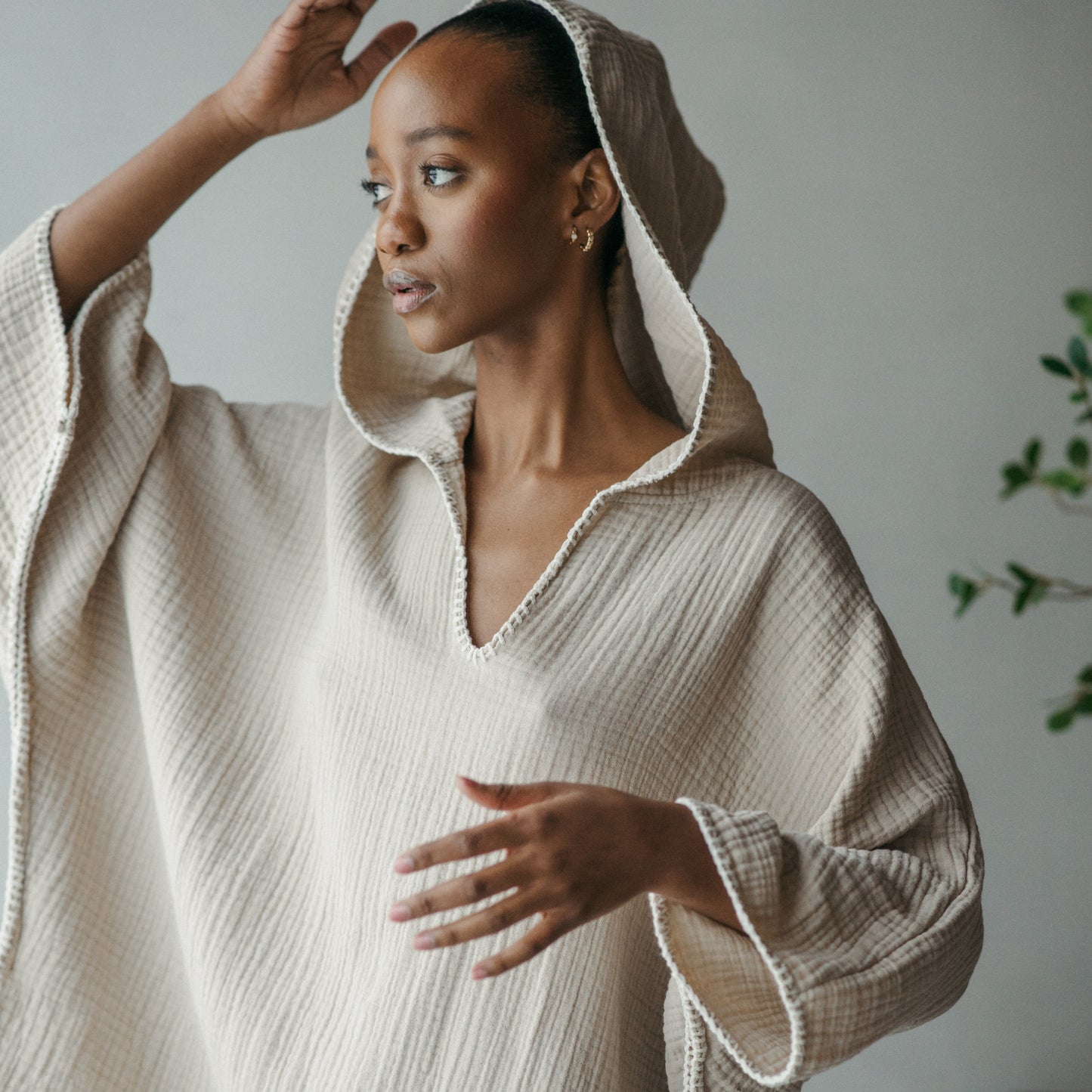 Crinkle Adult Poncho #color_beige