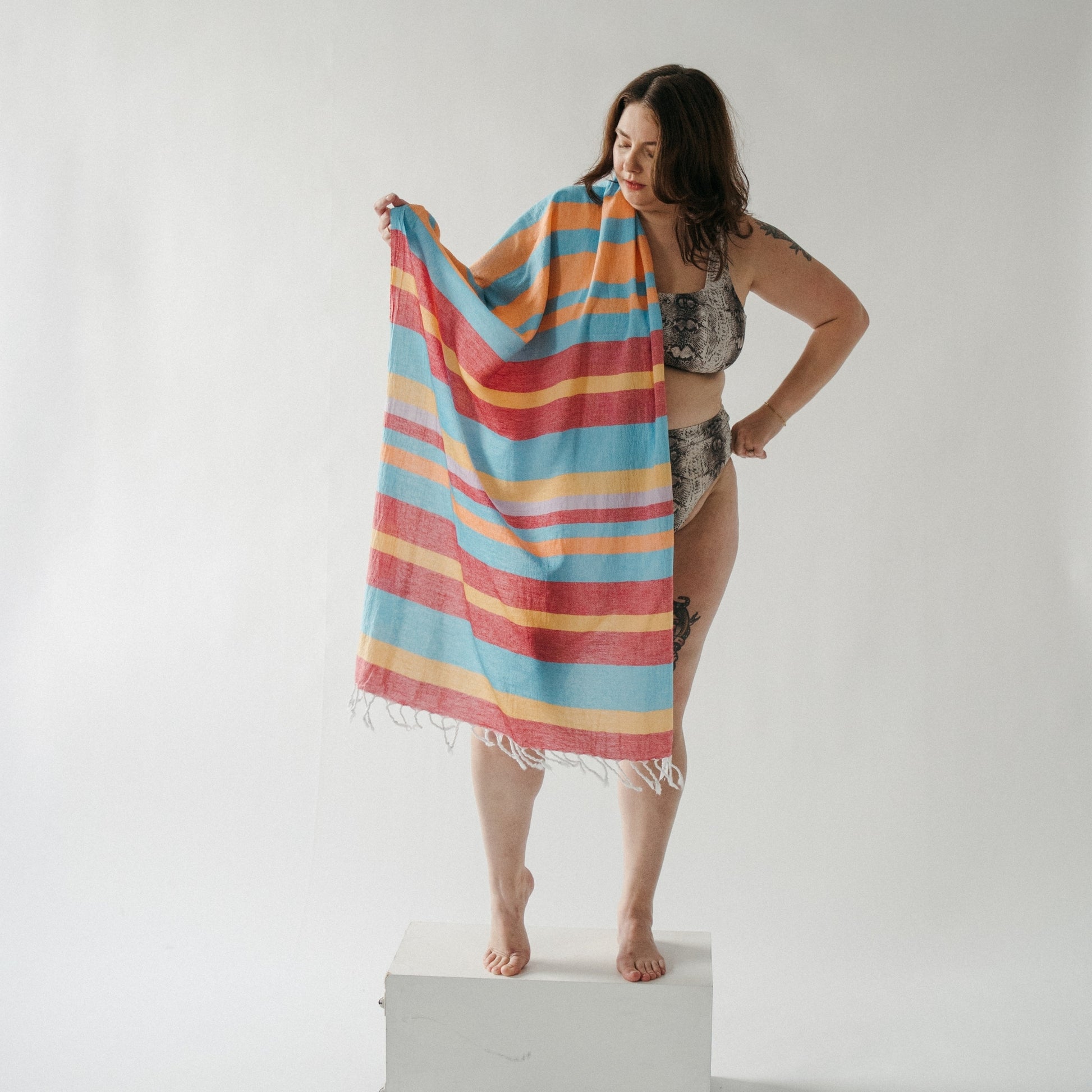 POKOLOKO Magdalen Towel #color_pineapple-punch