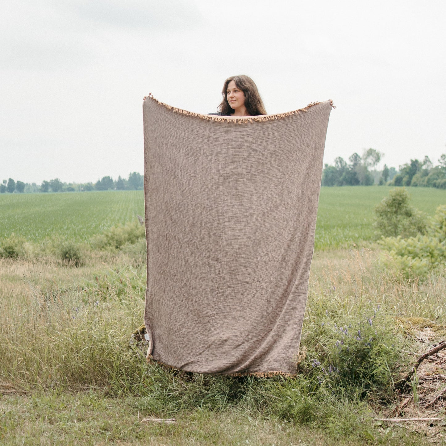 POKOLOKO Crinkle Fleece-Lined Throw #color_crinkle-bison