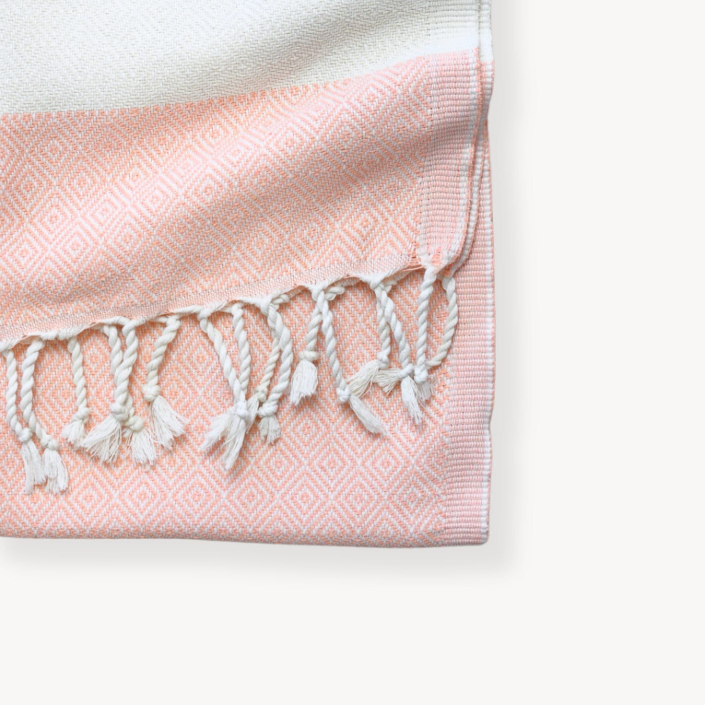 POKOLOKO Diamond Hand Towel #color_grapefruit-diamond