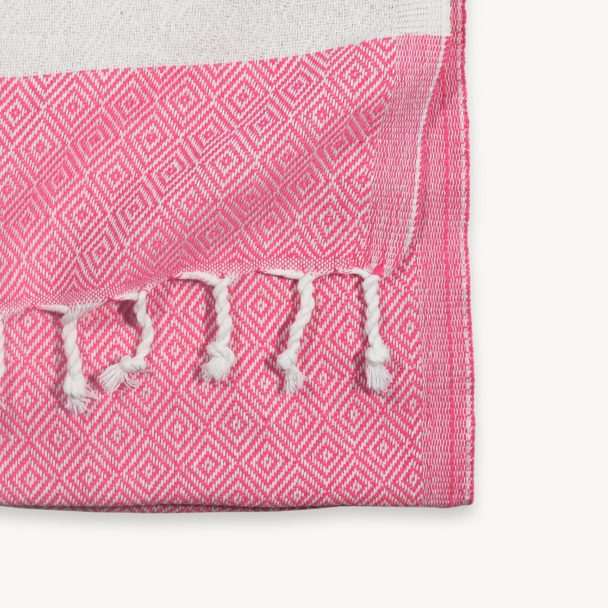 POKOLOKO Diamond Hand Towel #color_sweetpea-diamond