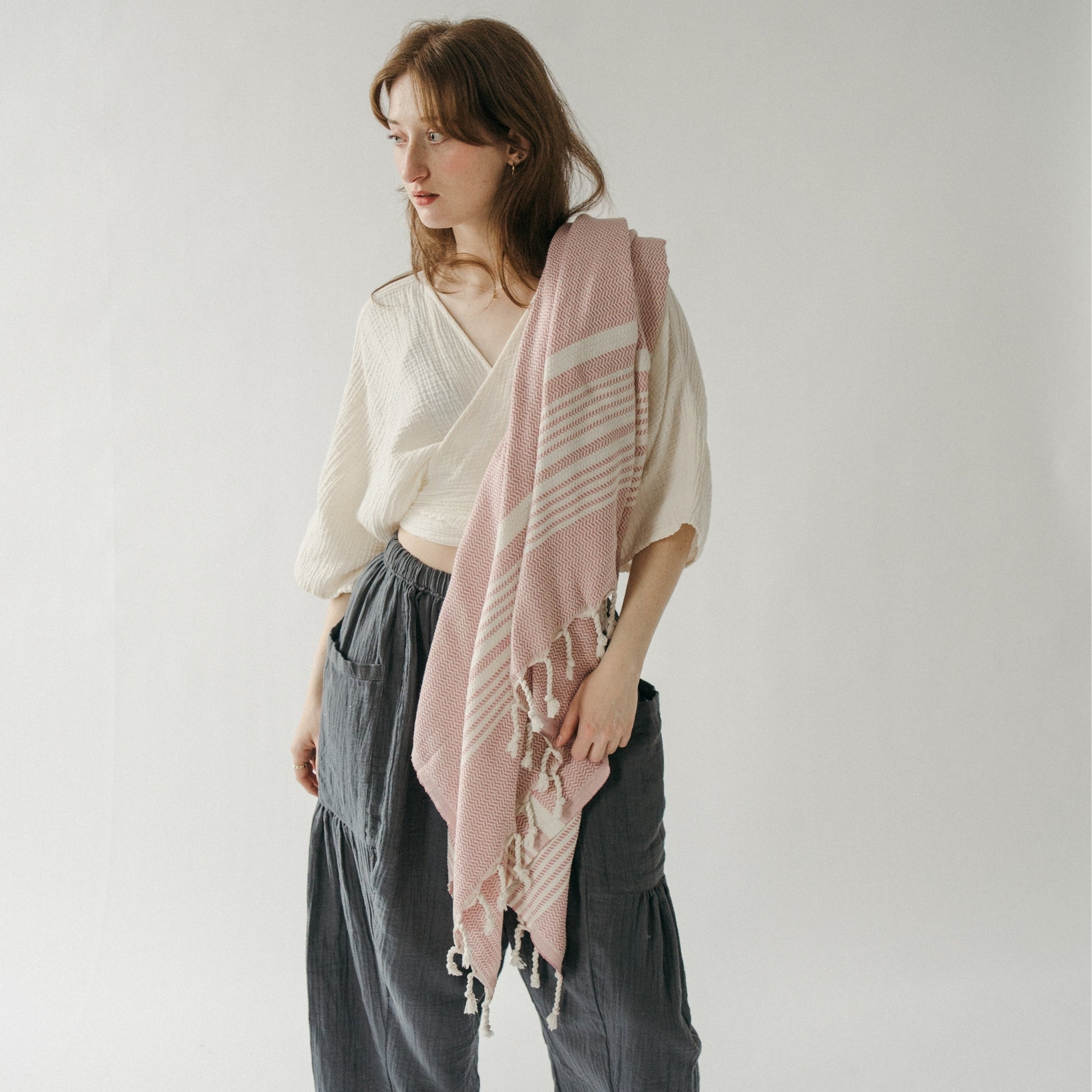 POKOLOKO Diamond Hand Towel #color_velvet-rose-hasir