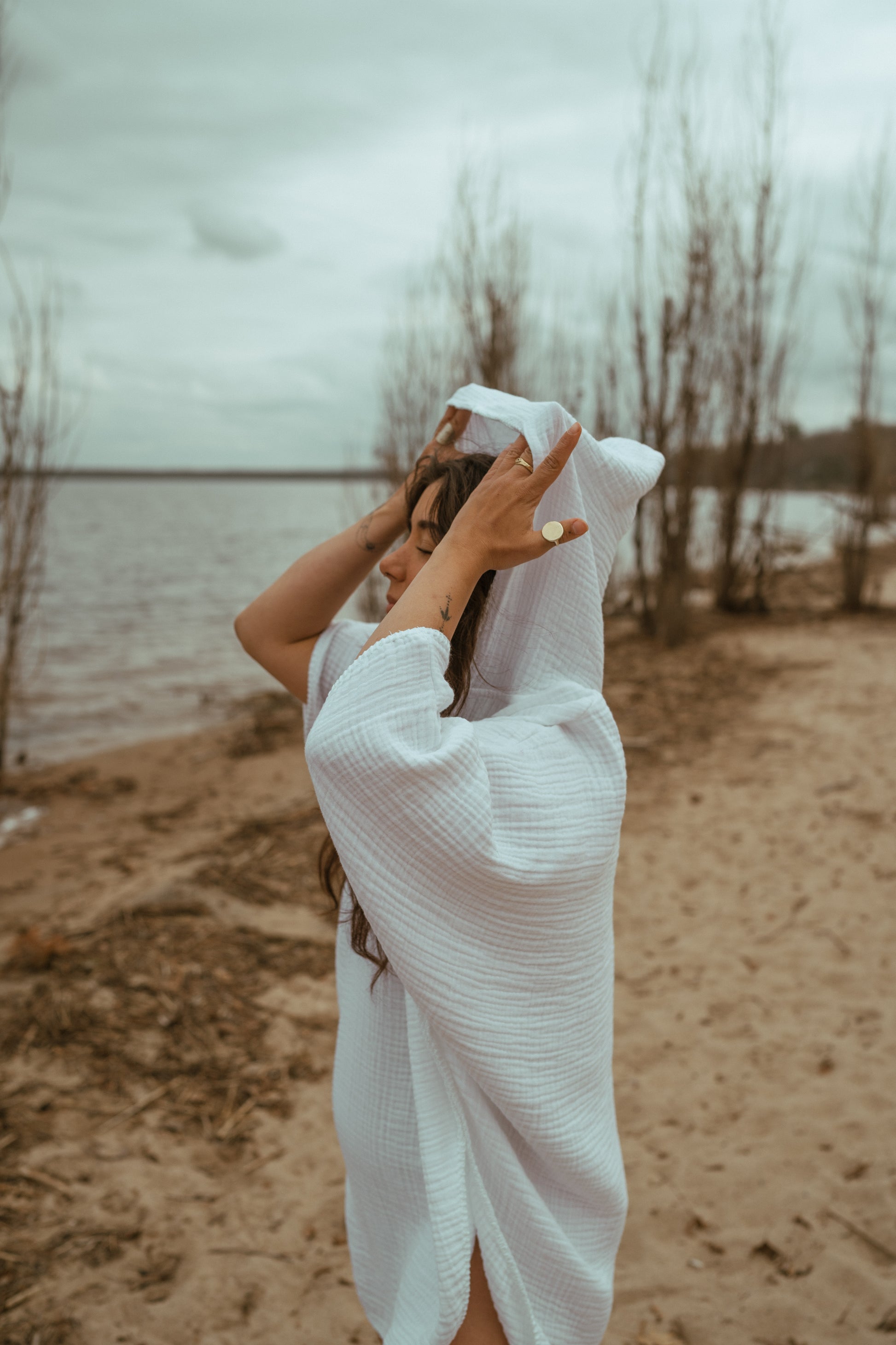 Crinkle Adult Poncho #color_white