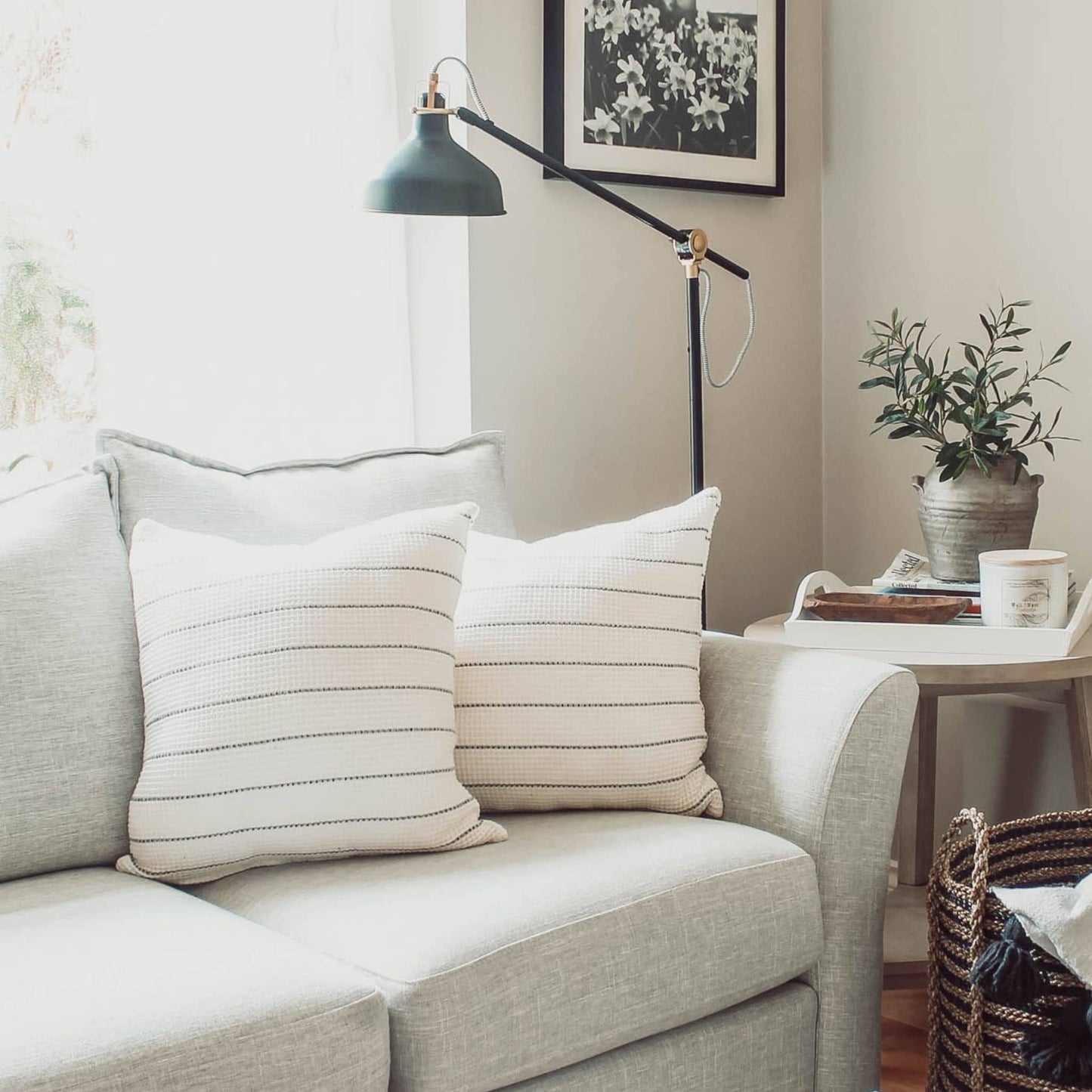 POKOLOKO Arda Pillow #color_white-black