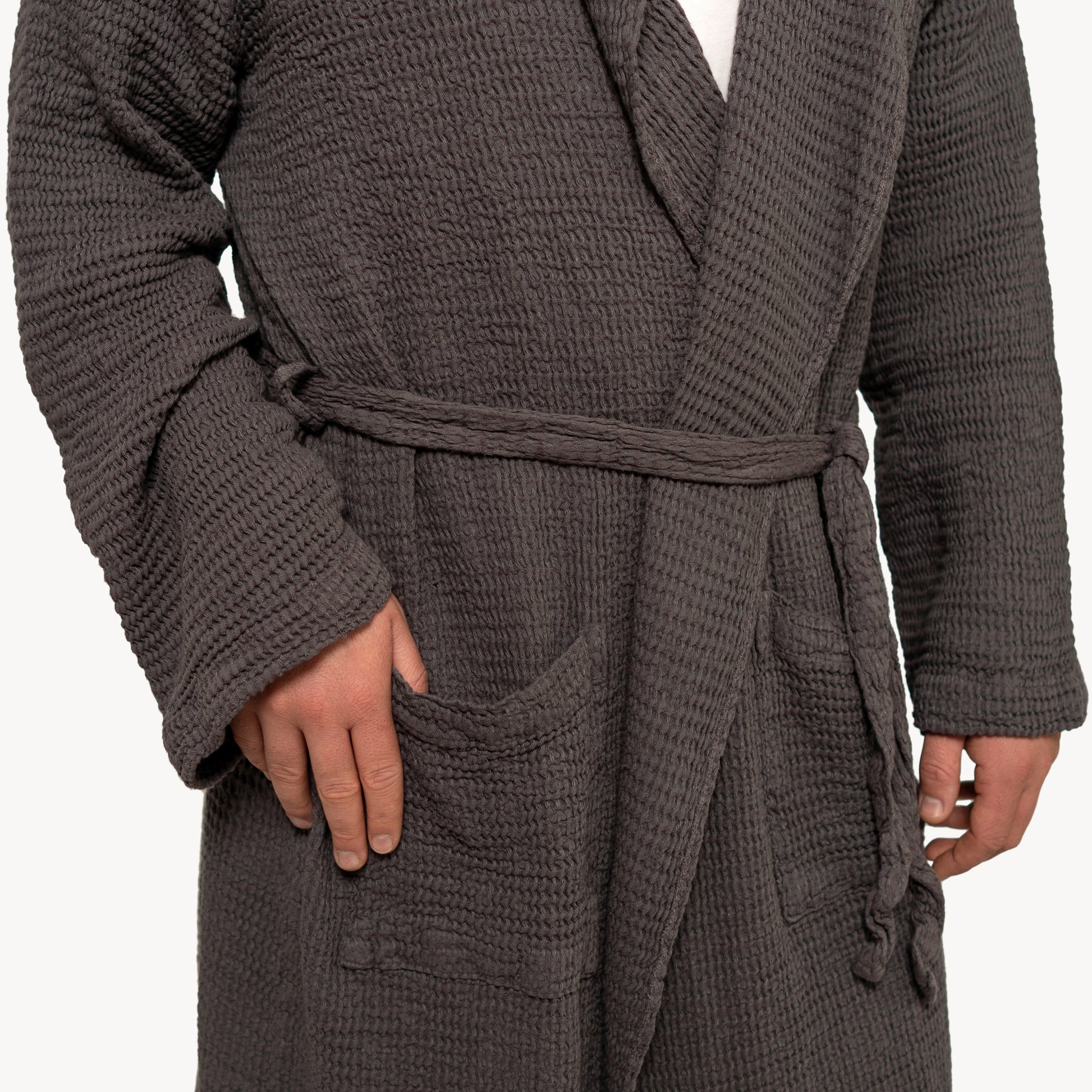 POKOLOKO Wave Bamboo Robe #color_charcoal-wave